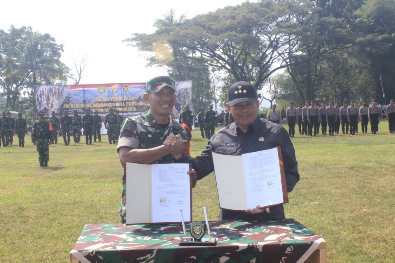 Buka : Pj.Bupati Purwakarta Drs. Benni Irwan, M.Si.,M.M., membuka TMMD ke 120 di Desa Gurudug (doc.pendim/V-to_beritaformat.com)