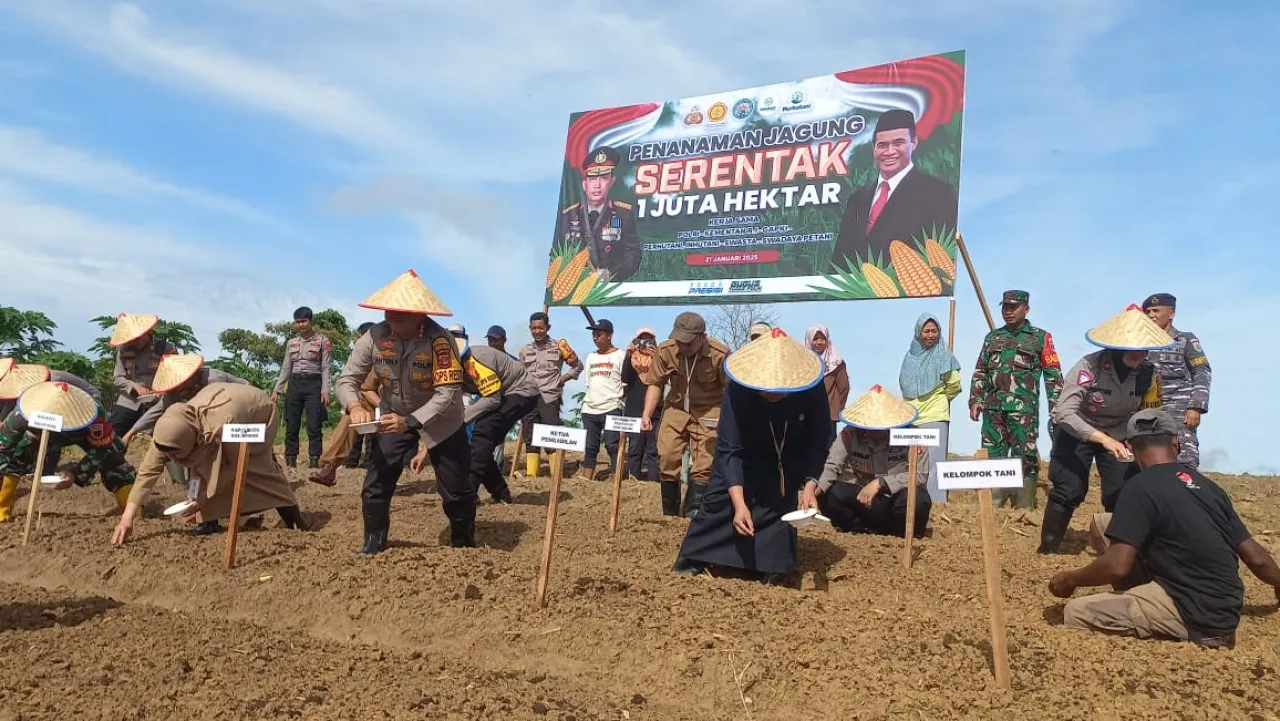 Polresta Balikpapan Tanam Jagung Serentak 1 Juta Hektar