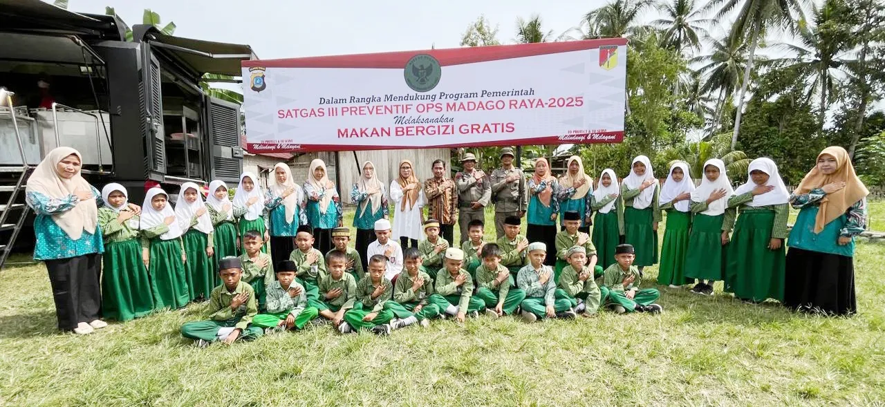 MBG untuk 883 Siswa di Poso, Satgas III Preventif Ops Madago Raya Berikan Dukungan