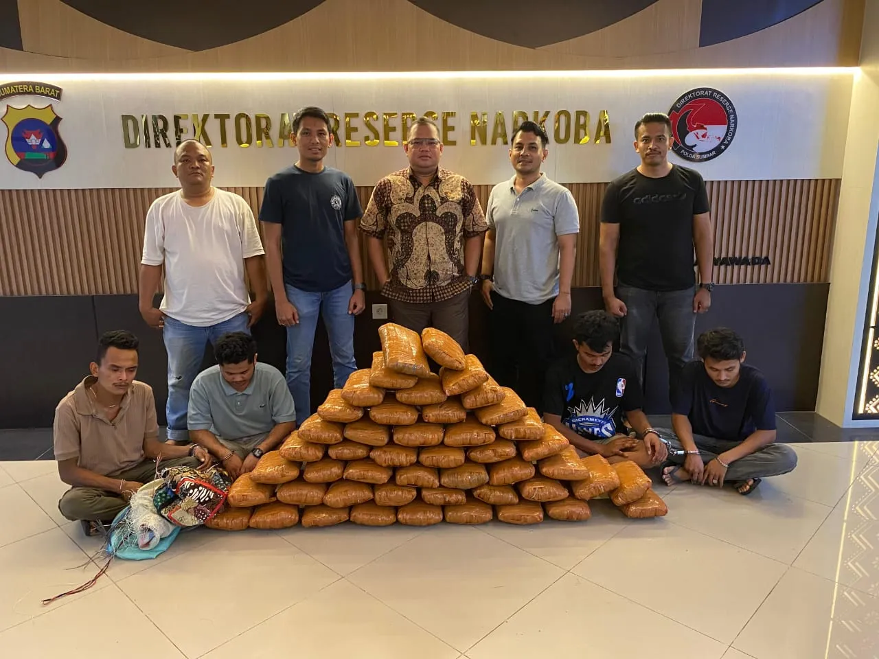 Polda Sumbar Gagalkan Peredaran 47 Kilogram Ganja, 4 Tersangka Ditangkap