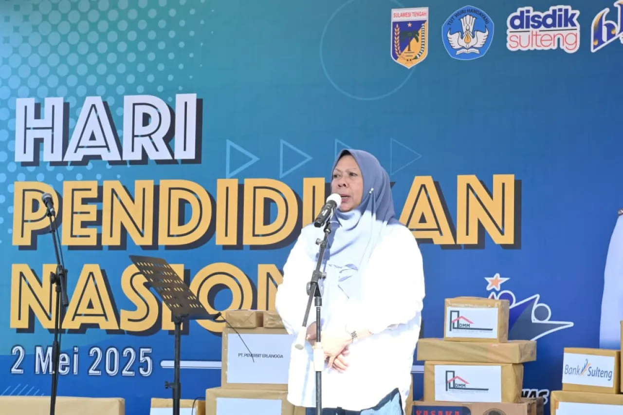 Wagub Sulteng Luncurkan Jalan Santai Peringati Hardiknas 2025, Tekankan Pentingnya Pendidikan