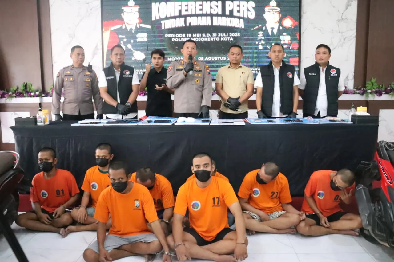 Polres Mojokerto Kota Bekuk 25 Pengedar Narkoba, Sita Sabu Senilai Rp351 Juta