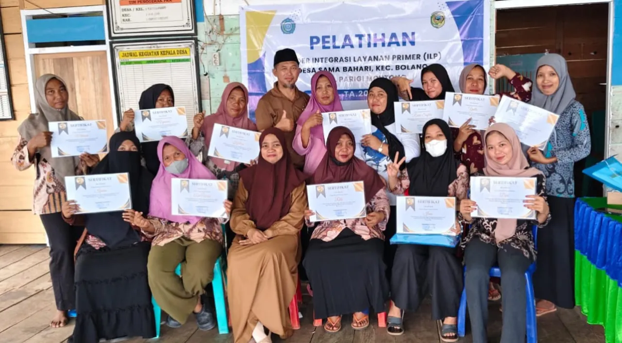 Anggota PKK Desa Samabahari usai mengikuti pelatihan program peningkatan kapasitas kader Posyandu Integrasi Layanan Primer (ILP) (foto : asri_beritaformat)