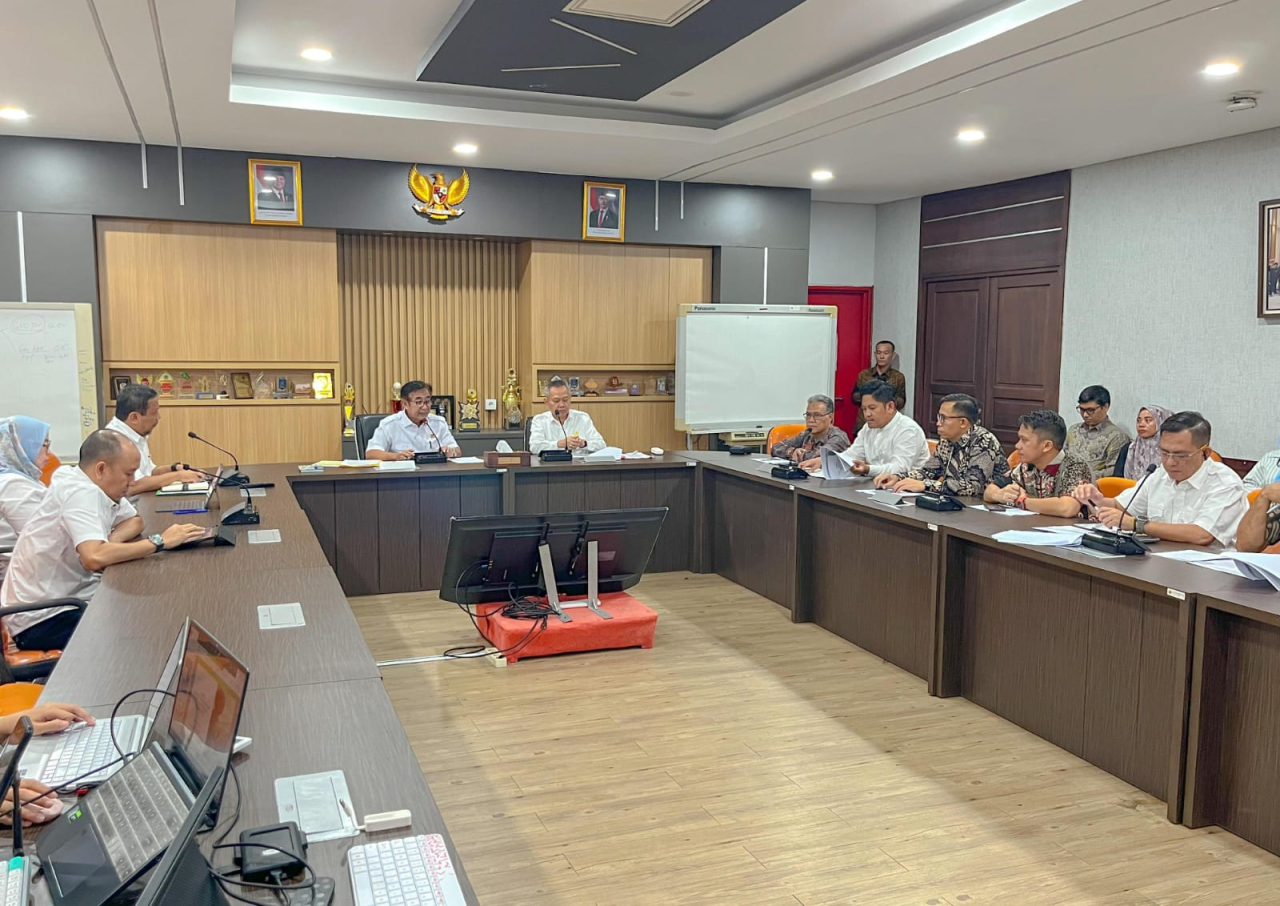 Kunjungan : suasana rapat koordinasi Bupati Sigi, Mohammad Rizal Intjenae bersama Dirjen PPTR Kementrian ATR/BPN RI di Jakarta (foto : humaskabsigi/asri_beritaformat.com)