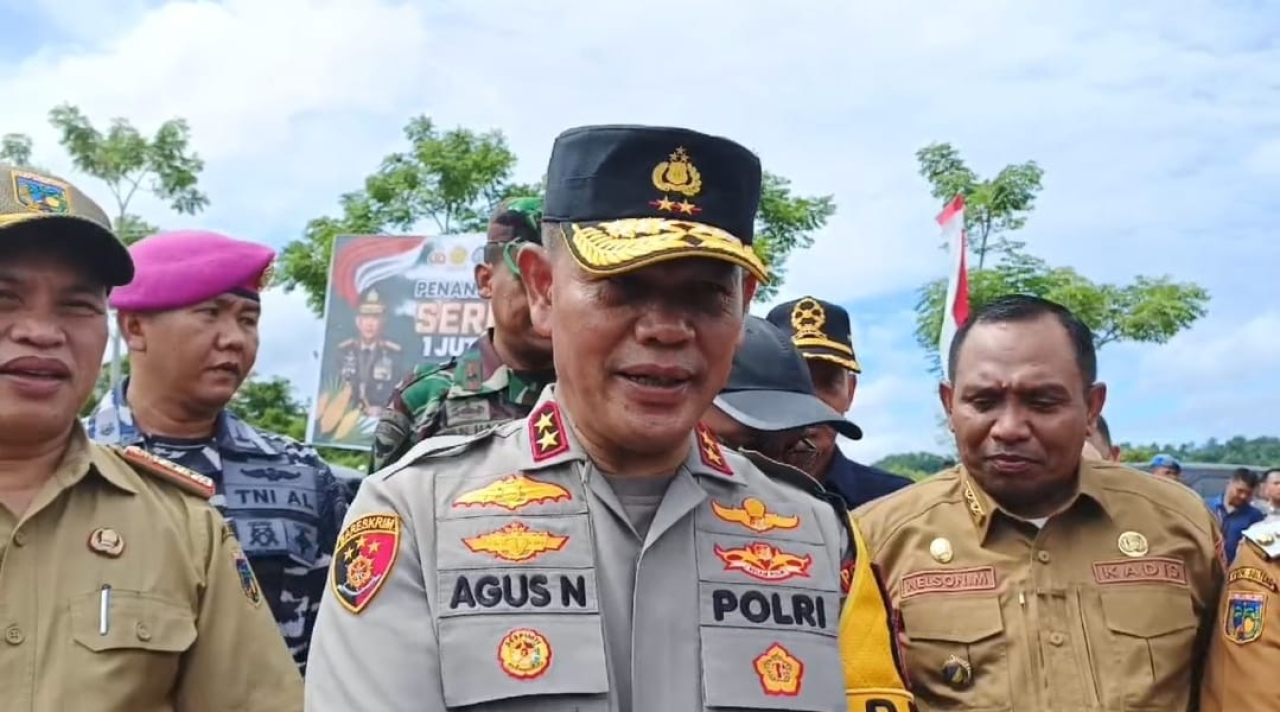 Kapolda Sulawesi Tengah, Irjen Pol Agus Nugroho, usai acara sertijab Kapolres Parigimoutong menyampaikan komitmen untuk memberantas tambang ilegal wilayah hukum Polda Sulteng (foto : asri_beritaformat.com)