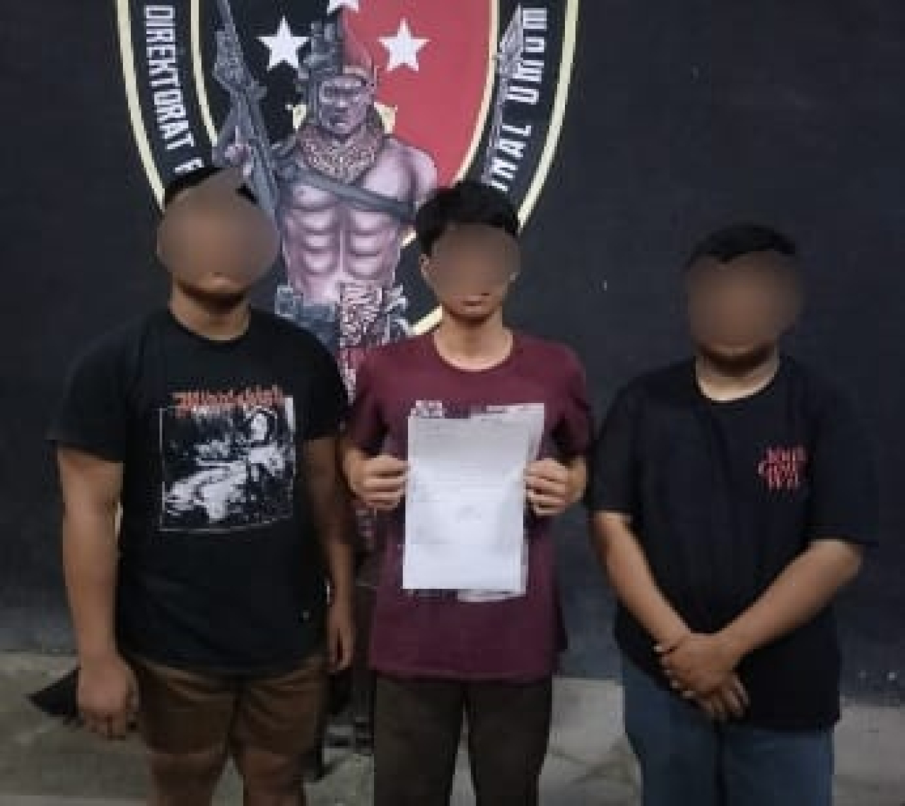 Tersangka yang berhasil diamankan oleh Polda Sulteng dalam aksi tawuran (foto : dithumaspoldasulteng/asri_beritaformat.com)