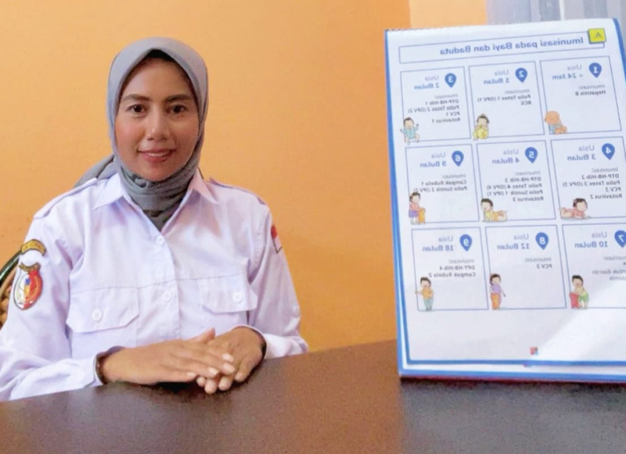 Pengelola Imunisasi UPT Puskesmas Dolo, Rizka, S.Kep, Ners, (foto : agus_beritaformat.com)