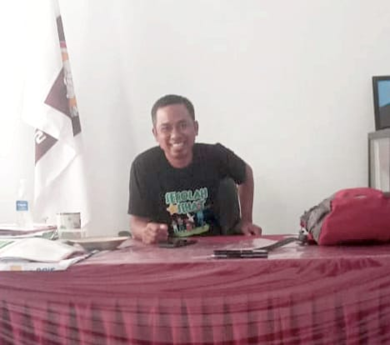 Kepala SMA Negeri 1 Tojo Una-Una, Muhammad Ainul Hamid (foto : ashari_beritaformat.com)