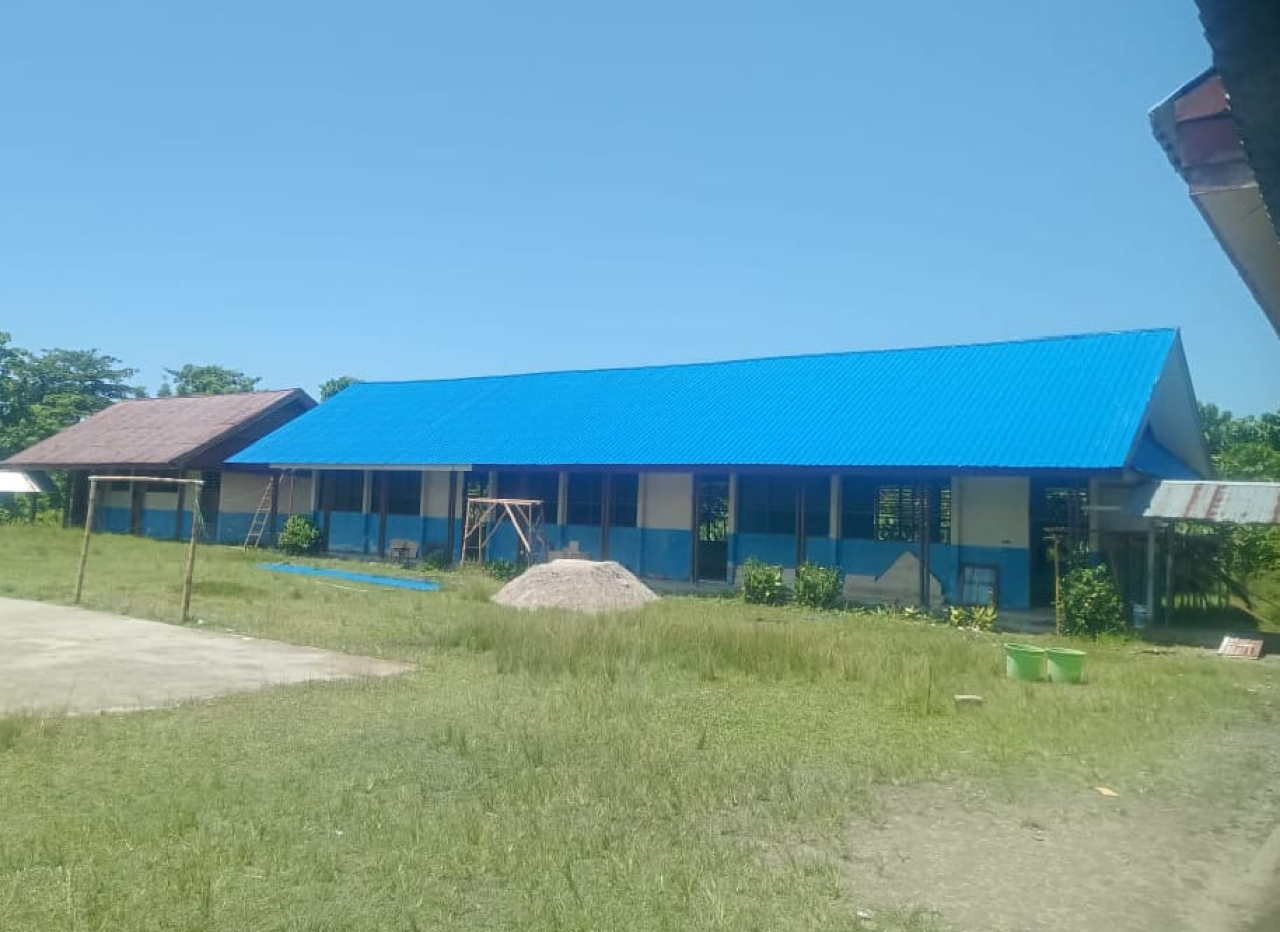 Progres pembangunan ruang kelas SMPN 3 Dampelas (foto : agus_beritaformat)