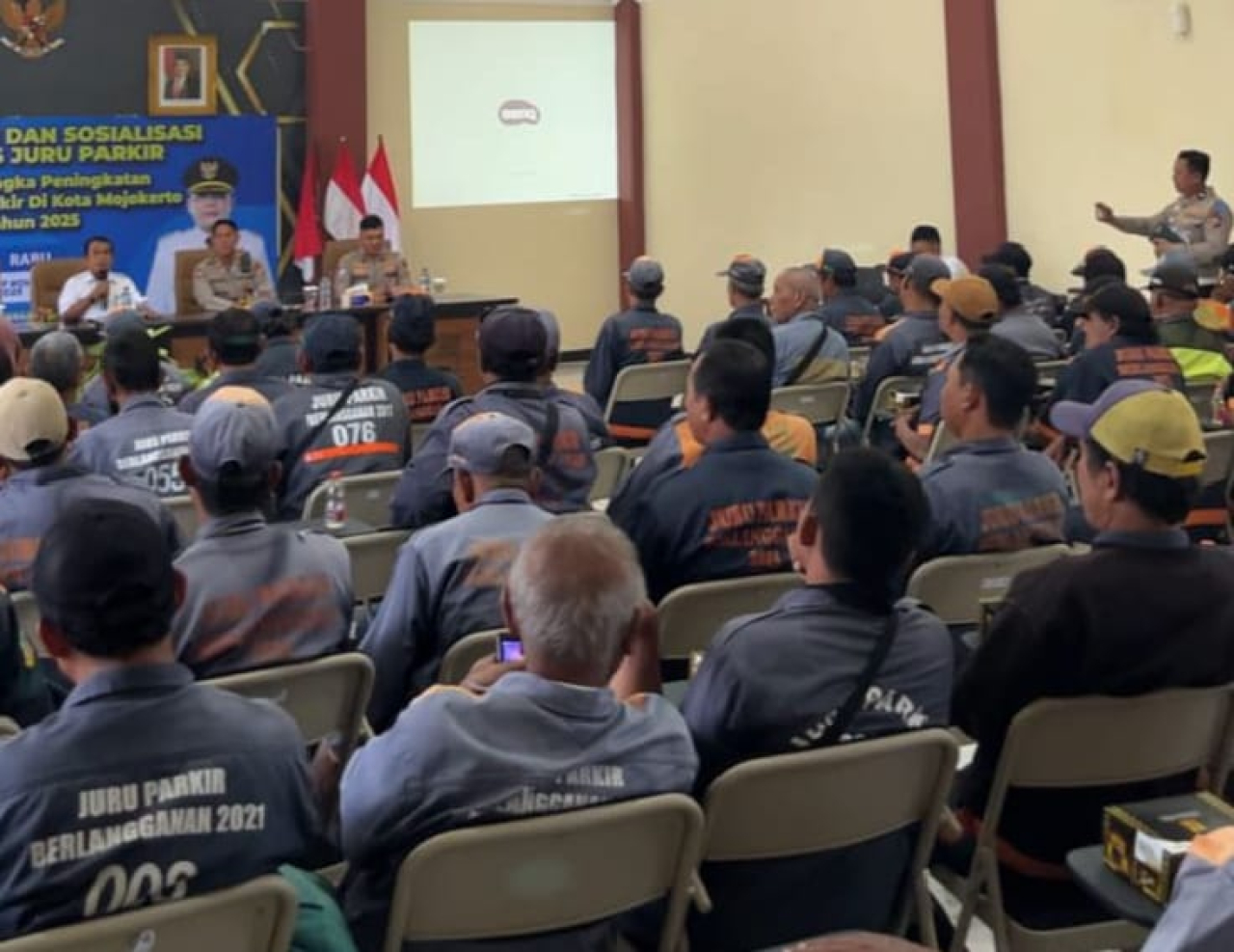 Sosialisasi Dishub Kota Mojokerto tingkatkan PAD dari sektor parkir (foto : peng_beritaformat)
