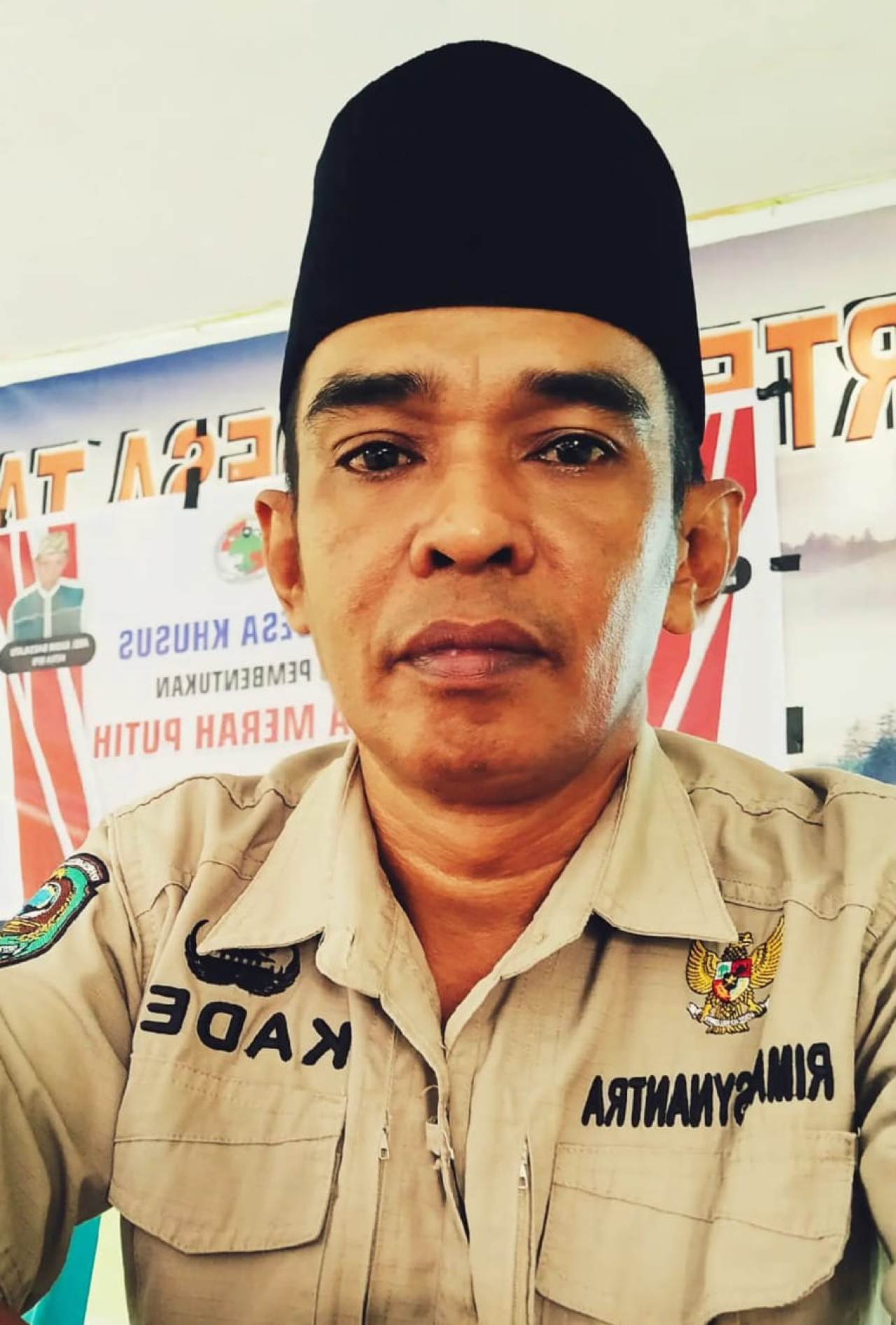 Kepala Desa Taopa Utara, Riman Synantra (foto : asri_beritaformat)