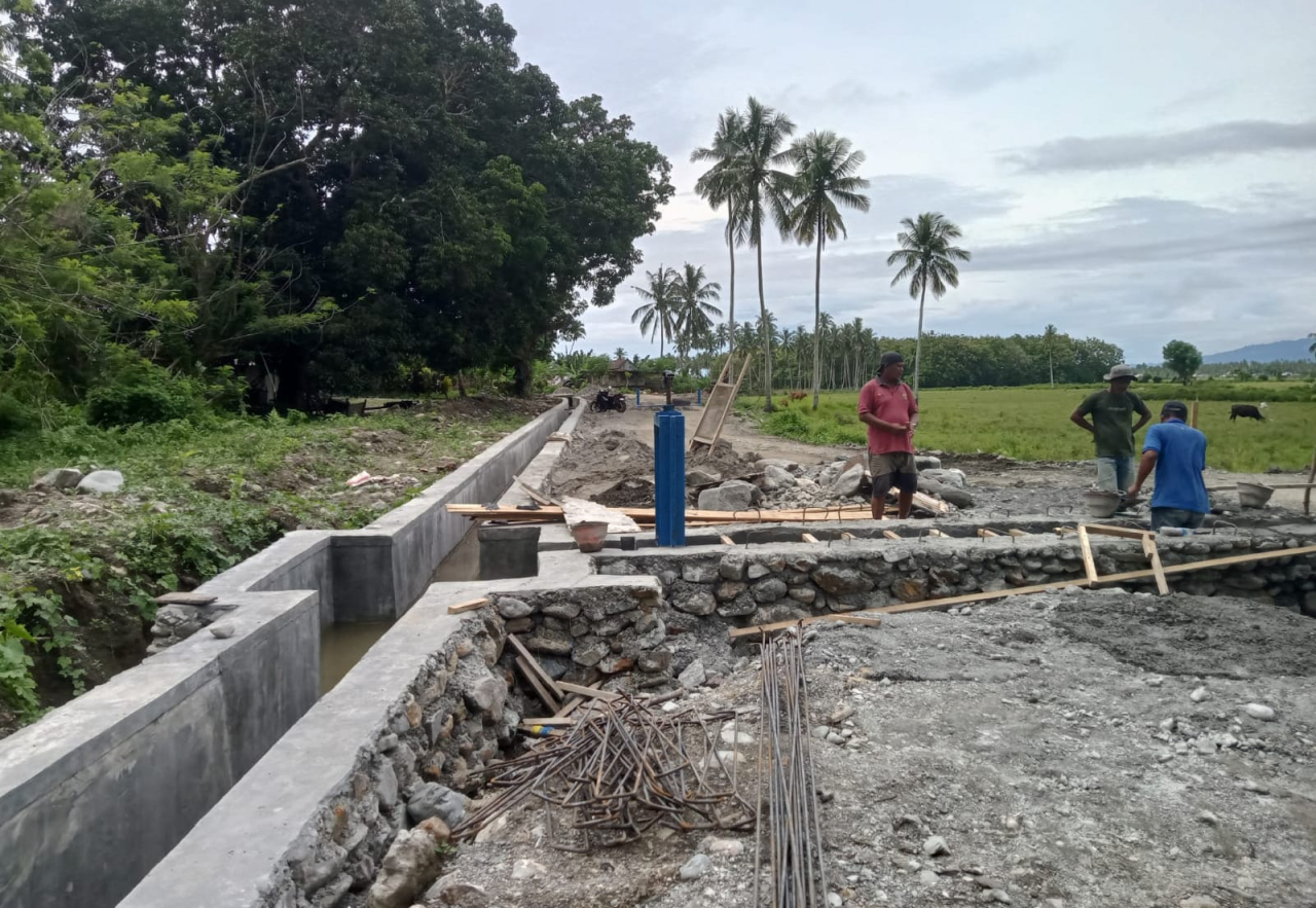 Progres pengerjaan DI Jono Oge di Kecamatan Sirenja (foto: agus_beritaformat)