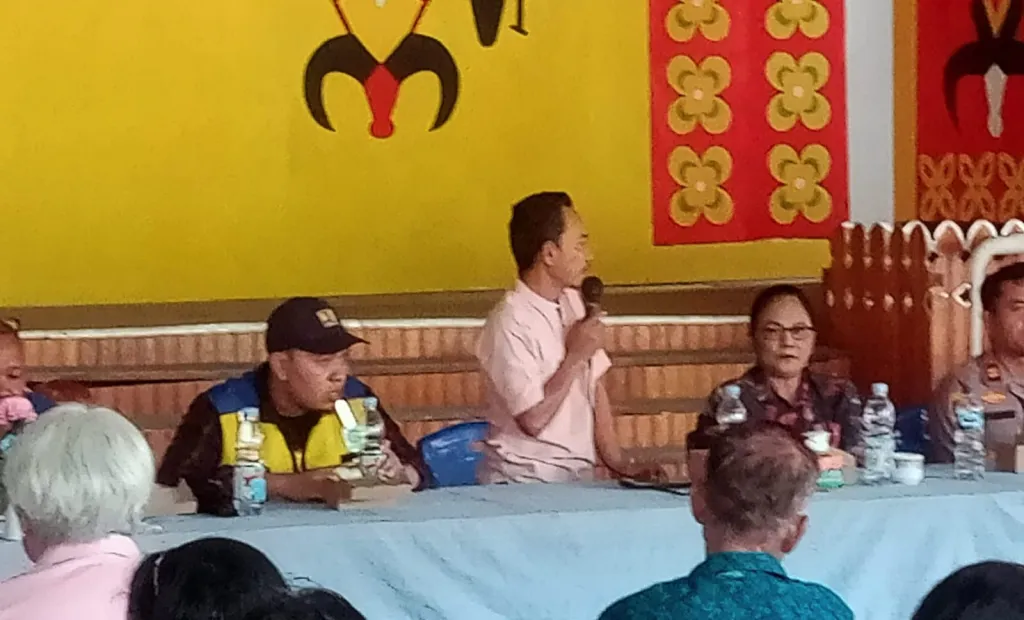 Sosialisasi Pelebaran Jalan Tagolu–Tentena: Warga Watu Awu Dukung, Soroti Drainase