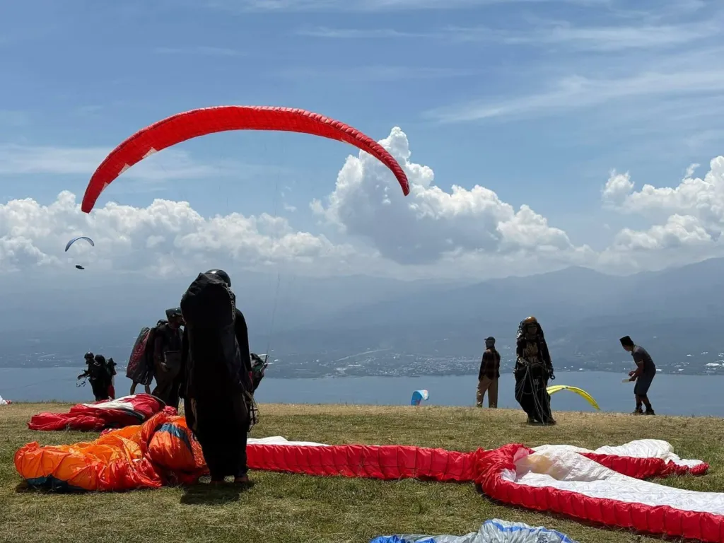 Indonesia Dominasi Hari Keempat Lomba Paralayang Internasional di Palu