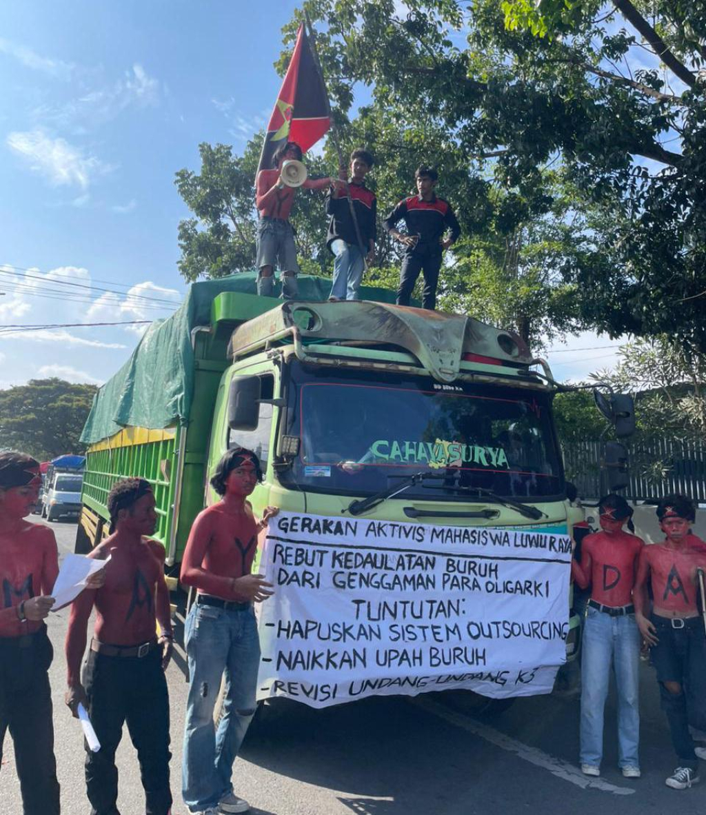 Aksi mahasiswa yang tergabunb dalam GAM Luwu Raya, peringati hari buruh 1 Mei 2026 (foto : Aswin_beritaformat)
