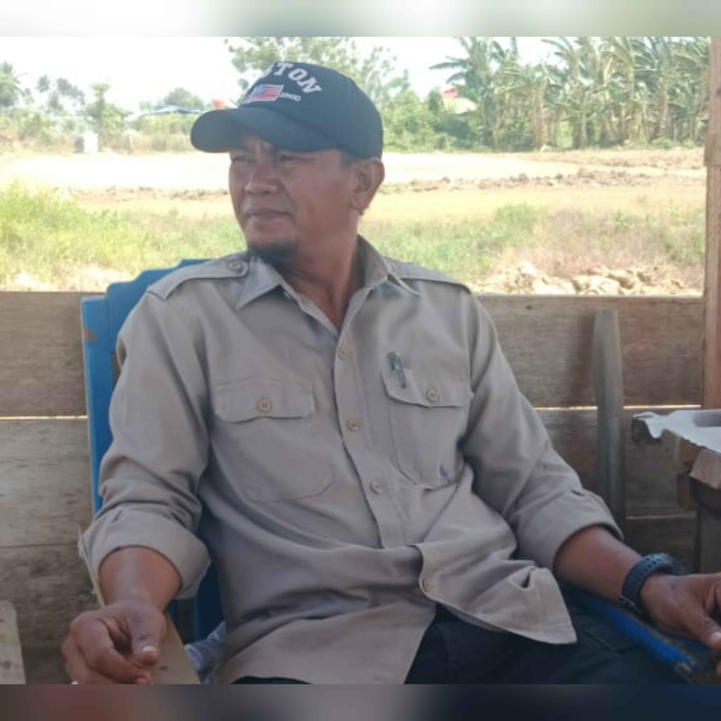 Ketua Forum Petani Merah Putih, Imran Latjedi, saat menyampaikan keluhan petani (foto : agus_beritaformat)