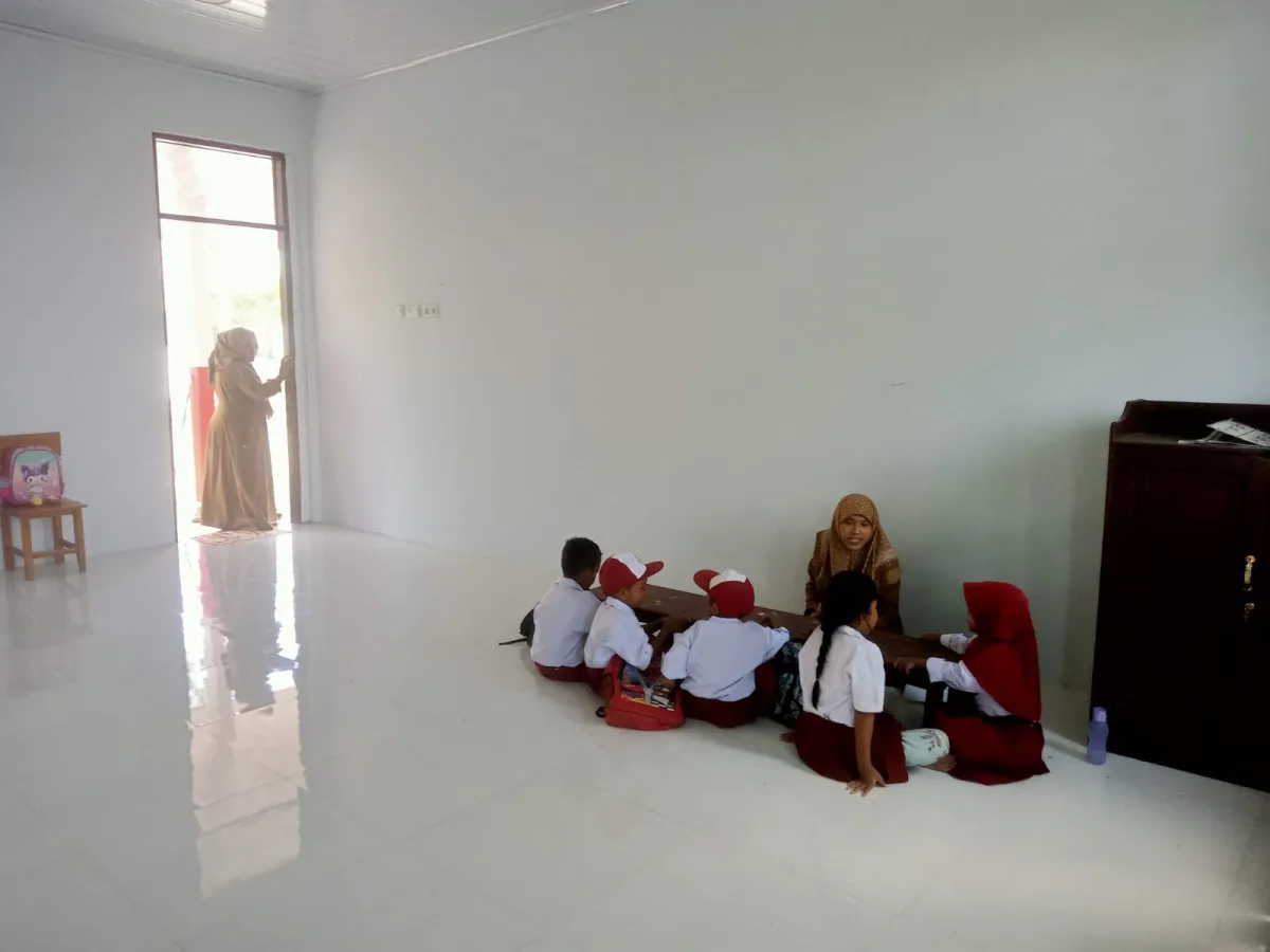 Revitalisasi SDN 12 Labuan Capai 80 Persen, Kepercayaan Warga Mulai Tumbuh