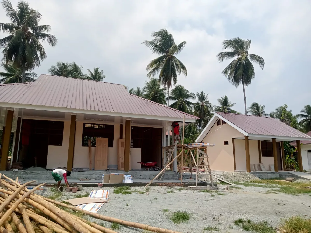 On progres revitalisasi SLB Negeri Tojo Una-Una capai 40% (foto : agus_beritaformat)