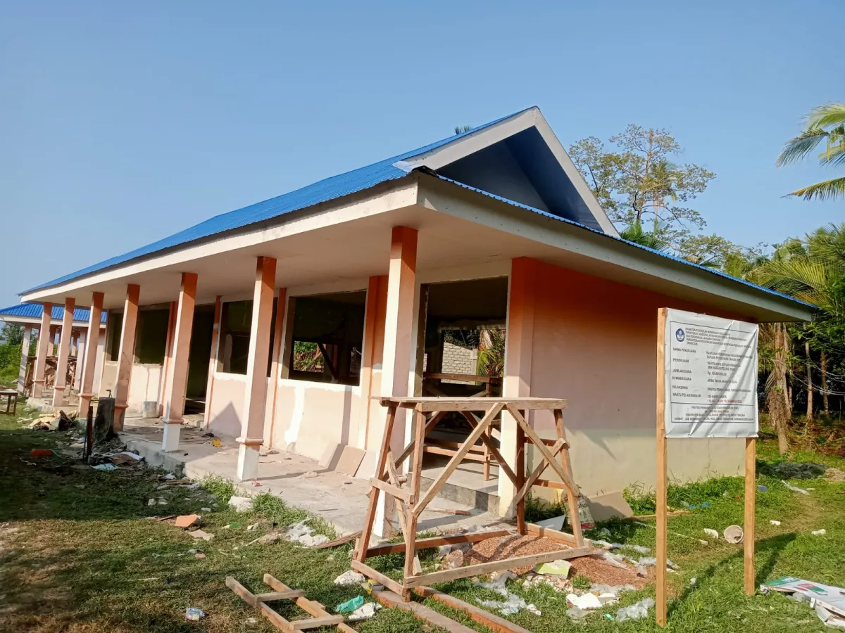 Progres revitalisasi SMKN Peling Tengah tunjang peningkatan kapasitas siswa dalam belajar (foto : agus_beritaformat)